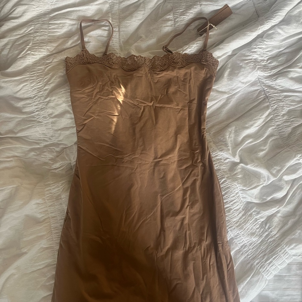 skims fit everybody long slip dress